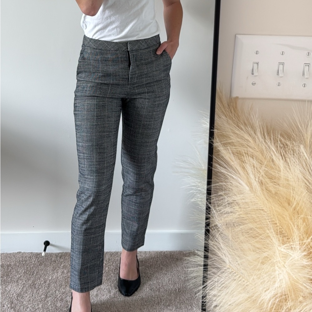 Women’s Gray Plaid Pants